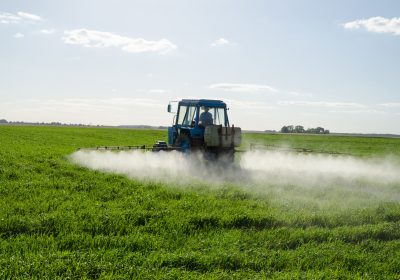 Protection des riverains contre les pesticides : le mauvais feuilleton continue